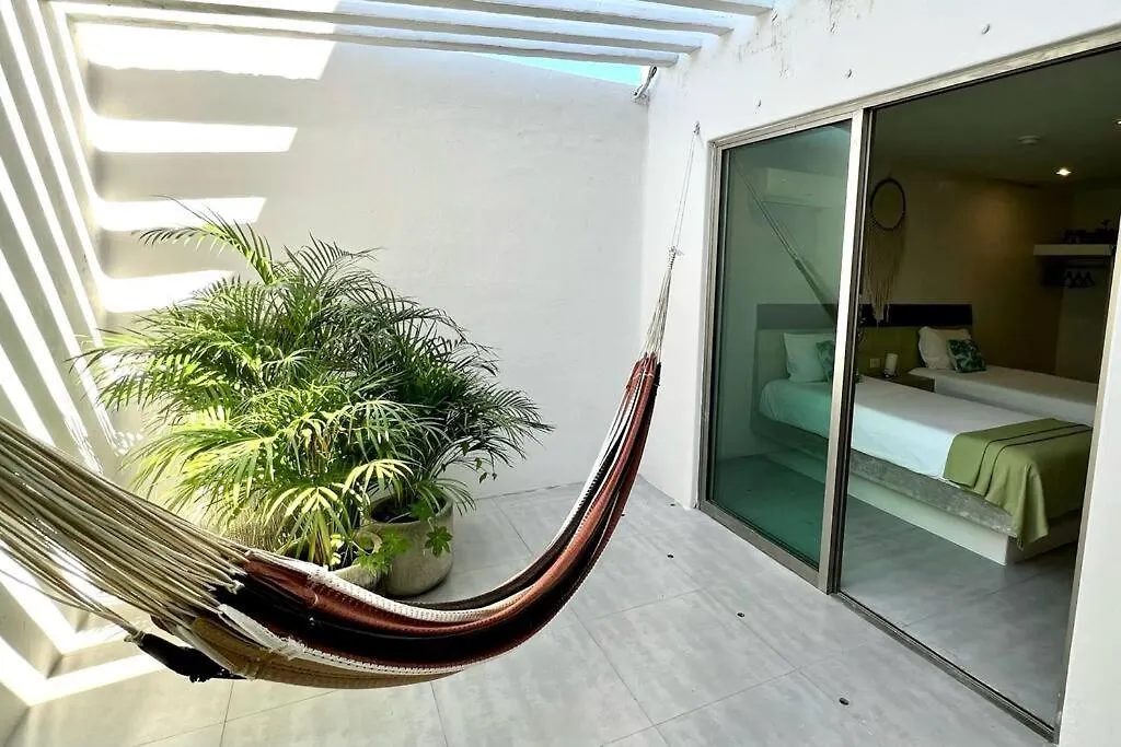 Huge Jungle Condo1 Block To 5Th, Clubs & Beach Playa del Carmen 0*,  Mexico